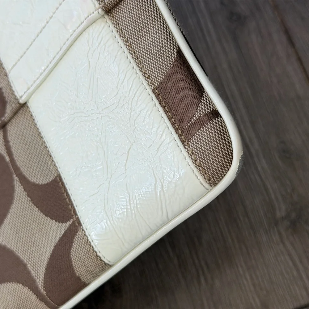 Coach vintage Signature Brown and Cream Crossbody Bag - Picture 9 of 10